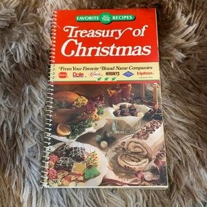 Vintage Name brands‎ Treasury of Christmas cookbook